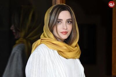 بهنوش طباطبایی بازیگر در تولد ۴۴ سالگی‌ همراه با پدر و مادر
