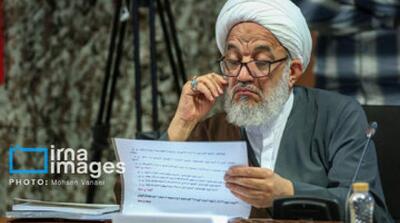 آقا تهرانی: دولت در تلاش است تا لایحه جدیدی درباره حجاب بدهد که هیچ‌ بازدارندگی ندارد - مردم سالاری آنلاین