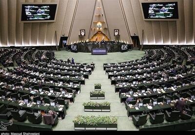 عکس/ اسامی نمایندگانی که رای منفی به تغییر ساعت دادند