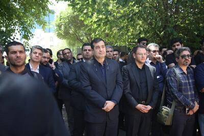 برگزاری مراسم تشییع پیکر مرحوم حمیدرضا درجاتی با حضور وزیر ورزش و جوانان - پارس فوتبال