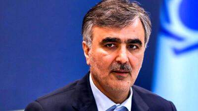 تحول در سیاست های ارزی؛ راه اندازی بازار ارز اشخاص و عرضه اوراق ارزی ایران در بورس مسکو