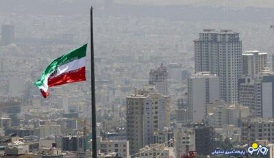 توفان و گرد و غبار در آسمان تهران | روزنو