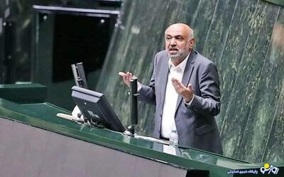 میدری وزیری که زیر میز زد | روزنو