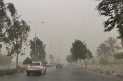 سرعت طوفان در سیستان برای دومین روز متوالی از ۱۰۰ کیلومتر بر ساعت فراتر رفت