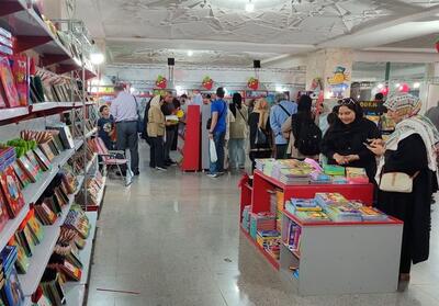 چراغ غرفه‌های قزوینی نمایشگاه کتاب روشن است - تسنیم
