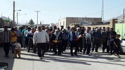 قابی خاطره انگیز از مراسم استقبال از کاروان زیارتی عتبات عالیات در روستای ده محمد + عکس و فیلم