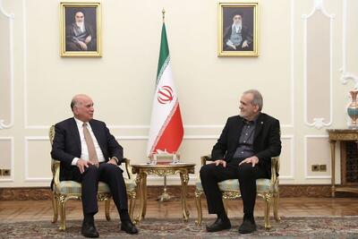 پزشکیان: برای رشد و پیشرفت ملت ایران از کسی دستور یا اجازه نمی‌گیریم