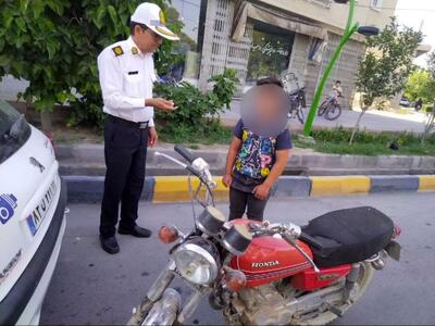 توقیف موتورسیکلت با سوار ۹ ساله‌!