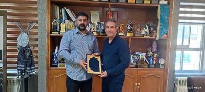 تجلیل و تقدیر از سرپرست روابط عمومی ورزش وجوانان استان ایلام