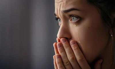علت حساس بودن و زود گریه کردن چیست؟