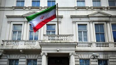 انگلیس سفیر ایران را احضار کرد / لندن: این اقدام در پی متهم‌شدن سه شهروند ایرانی تحت «قانون امنیت ملی» و صدور کیفرخواست علیه آن‌ها صورت گرفته