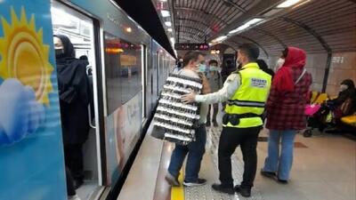 آمار هولناک دستفروشان فعال در مترو