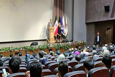 رضایی: دفاع مقدس الگویی الهام‌بخش برای جوانان و نماد هویت ایرانی است