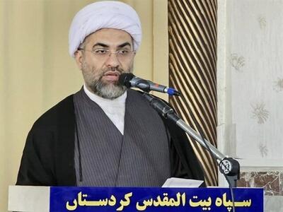 وحدت و همگرایی با محوریت مبانی انقلاب اسلامی تقویت شود