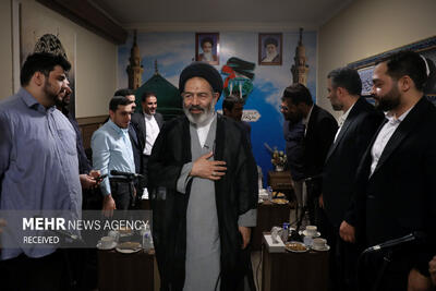 دیدار کاروان قرآنی نور با سرپرست حجاج ایرانی در مدینه منوره