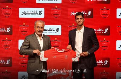 نیازمند: برای اولین بازی و دیدن هواداران پرسپولیس بی‌تاب هستم - پارس فوتبال