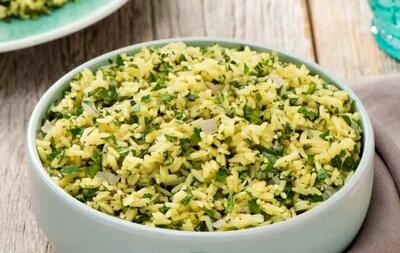 طرز تهیه والک پلو، خوش‌عطرترین غذای بهاری