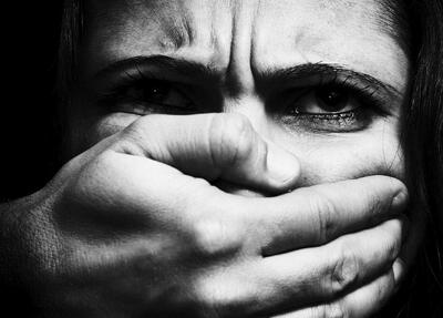 زن خشونت‌دیده، در مسیر قانون تنهاست / قانون باید بازدارنده باشد، نه بوروکراتیک / مسیر شکایت زنان نیاز به اصلاح فوری دارد