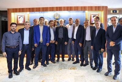 رییس جمهور: اینکه به دلیل ناتوانی کاری را انجام ندهیم، در درگاه خداوند نیز قابل پذیرش نیست/ حذف یارانه سه دهک بالای درآمدی تسریع شود