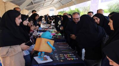 افتتاح بازارچه کارآفرینی دانشکده ملی مهارت دختران سمنان