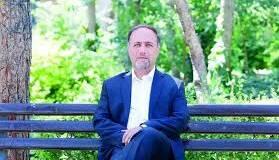 فعال اصلاح‌طلب: آمریکایی‌ها آنچه بنا دارند در مذاکره بگویند را علنی نمی‌کنند