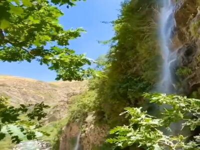 طبیعت زیبای آبشار بادیناوه در پیرانشهر