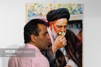 عکس/ افتتاح نمایشگاه «خادمان ملت» در حوزه هنری