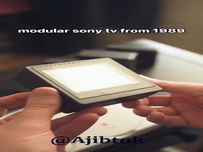 تلویزیون کوچک و عتیقه سونی