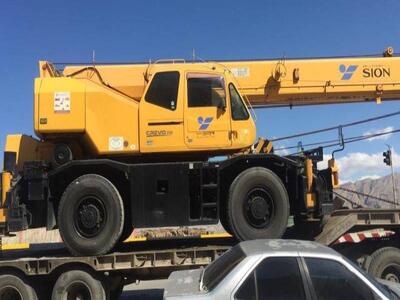 کشف جرثقیل ۸۰ میلیاردی قاچاق در خنج