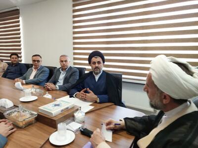 دیدار مدیرکل و کارکنان میراث فرهنگی استان با امام جمعه قزوین 