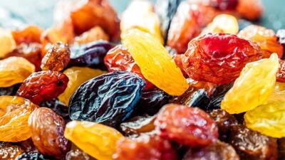 ۲۰ مورد مرگ ثبت شده/ چرا باید در مصرف کشمش و برگه زردآلو احتیاط کرد؟