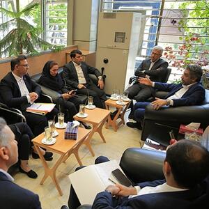 رئیس هیئت‌مدیره بانک اقتصادنوین: رابطه مشتری با بانک باید برد برد باشد