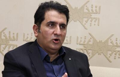 ویدیو/ آریا برزن محمدی، استاد دانشگاه تهران: اگر دیر بجنبیم عملا به یک جزیره منزوی در خاورمیانه تبدیل می‌شویم؛ حتی آسیای مرکزی را هم از ما می‌گیرند / تصورمان این است که ما مرکز عالم امکان هستیم، یکی ماییم، یکی هم امریکا و باید تکلیف این نبرد خیر و شر را مشخص کنیم