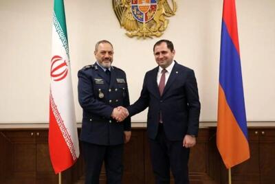 وزیر دفاع: اجازه نمی‌دهیم که کسی به مرز ایران و ارمنستان دست‌اندازی کند