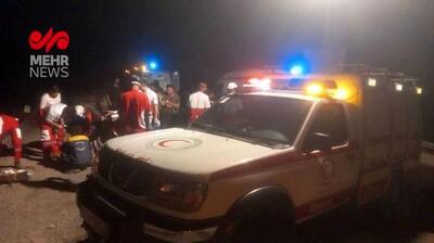 مصدومیت ۴۸ نفر در واژگونی اتوبوس در جاده باغین- جوپار کرمان