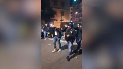 مراسم نمادین تشییع جنازه سمپدوریا بعد از سقوط به سری C توسط هواداران جنوا‌‌‌‌‌!