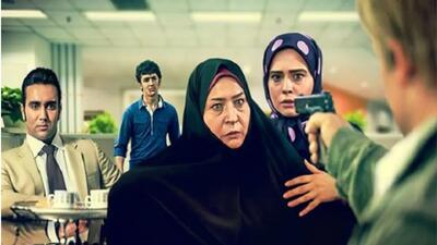 تصویر روز | نگاهی به سلفی صمیمانه «کیمیا، آرش و مشفق» در پشت صحنه سریال کیمیا | گلی شی