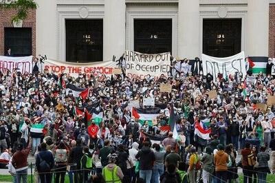 اعتراض متفاوت دانشجویان دانشگاه جورج واشنگتن علیه جنگ غزه | ببینید