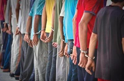 دستگیری حاملان سلاح سرد در بهارستان