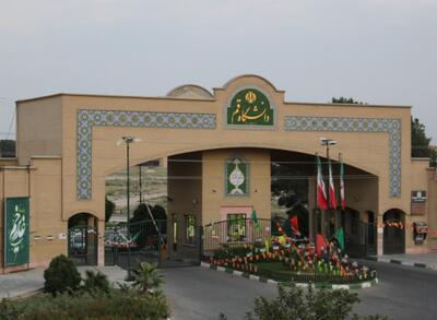 ارتقاء رتبه‌ نشریات دانشگاه را در پایگاه‌های بین‌المللی دنبال می‌کنیم