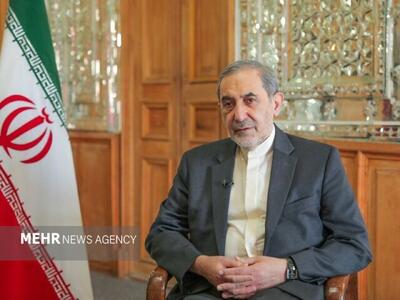 تناقض در گفتارهای ترامپ، از بی‌سر و سامانی حکومت آمریکا حکایت دارد