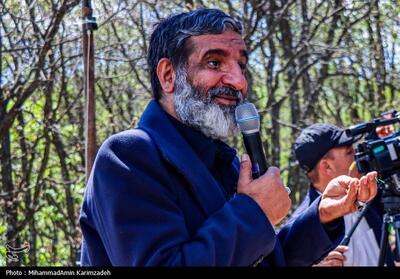 حسین یکتا: اخلاص راز تپش دل‌ها برای شهدای خدمت است+فیلم - تسنیم