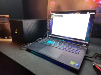 eGPU قدرتمند AORUS RTX 5090 AI Box گیگابایت با تاندربولت ۵ رونمایی شد