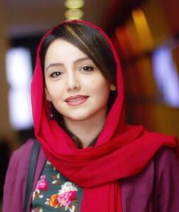 عکس/نازنین بیاتی با تیپ متفاوت در یک شب‌نشینی