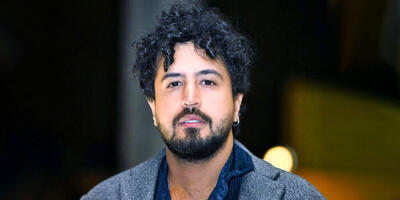 واکنش  بامزه مهرداد صدیقیان به پخش تکراری یک موسیقی