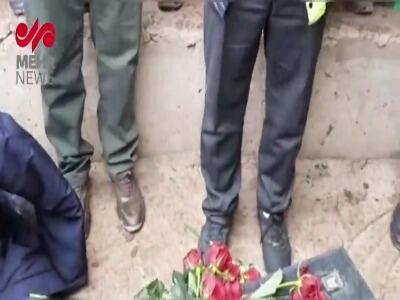 اشک‌های وزیر سابق در محل یادمان شهدای خدمت
