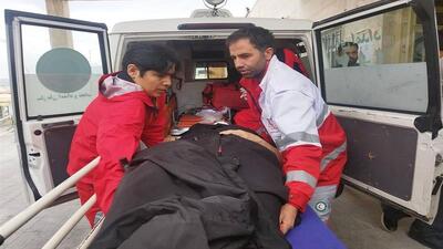 برخورد کامیون با تیر چراغ برق در جاده اراک - قم ۲ فوتی برجا گذاشت