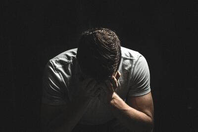 حبس ابدِ  گذشته‌ات نباش!