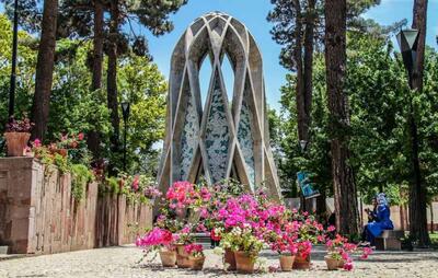 معجزه و نبوغ معماری به سبک آقای هوشنگ سیحون در نیشابور - چیدانه