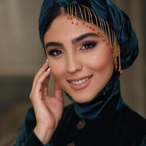 رامینا ترابی با لباسش، تخت جمشید را به فرانسه منتقل کرد!+تصویر